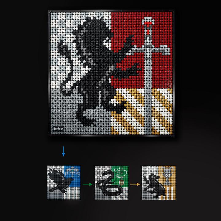 Actual product image LEGO Harry Potter Hogwarts Crest (31201, LEGO Harry Potter)