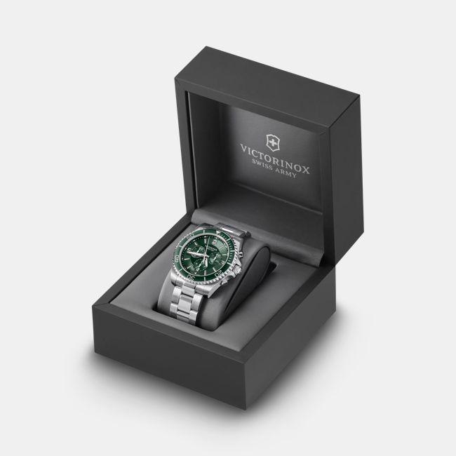 Produktbild Victorinox Maverick Chrono 43, GRN dial, GRY SST br (Chronograph, 43 mm)
