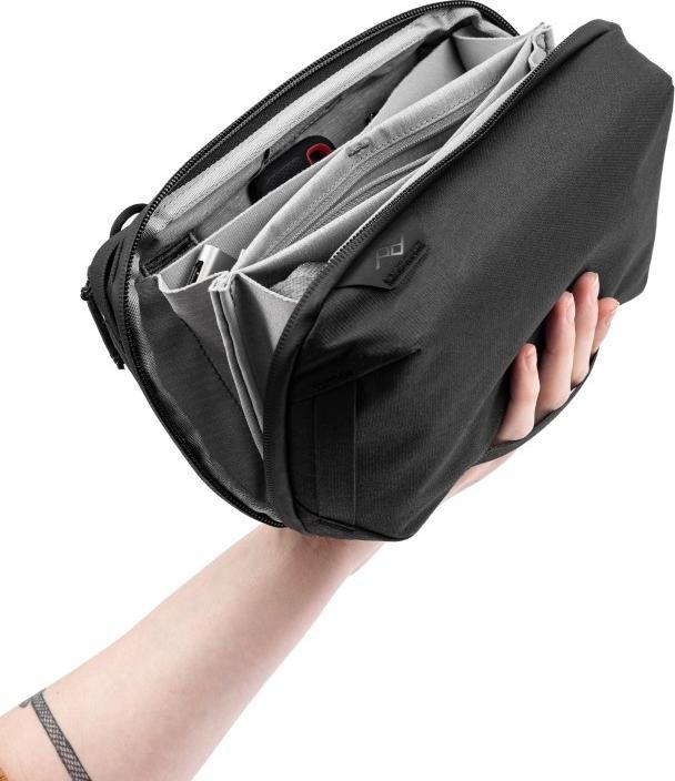 Actual product image Peak Design Tech Pouch (Camera accessory bag, 2 l)