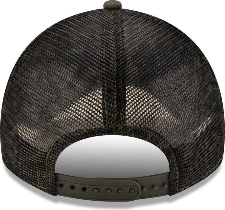 Produktbild New Era 9Twenty Trucker Cap - UFC MMA oil washed oliv