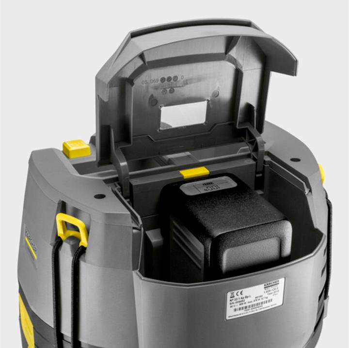 Actual product image Kärcher Professional Rechargeable wet and dry vacuum cleaner, 22/1 Ap Bp L, battery powered. (Wet dry vacuum cleaner)