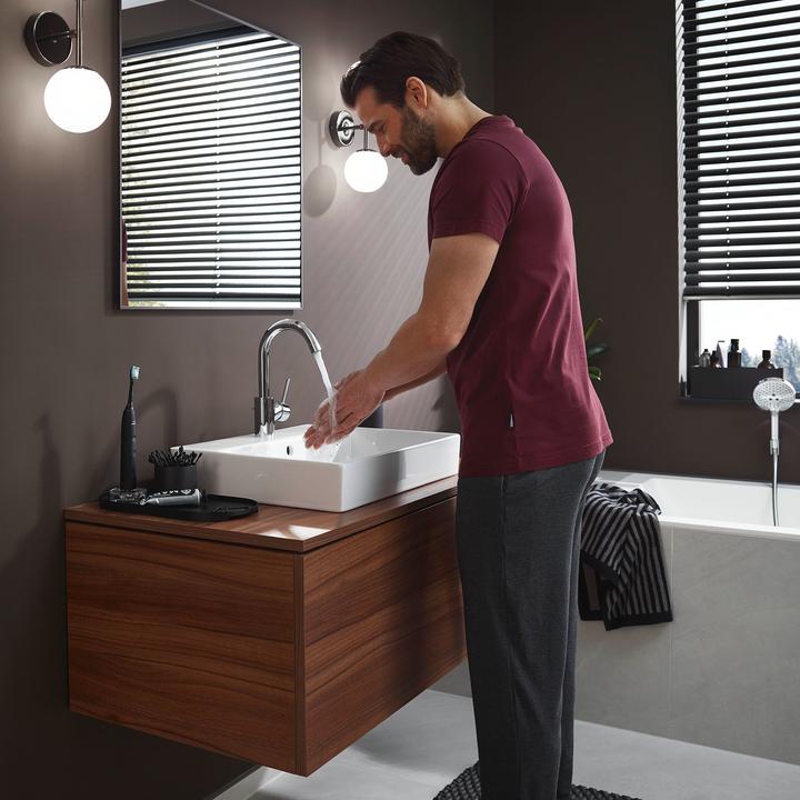 Actual product image hansgrohe Pulsify E bar hand shower 100, 1 spray type EcoSmart, 24320 (1 Beam types, 8 l/min)