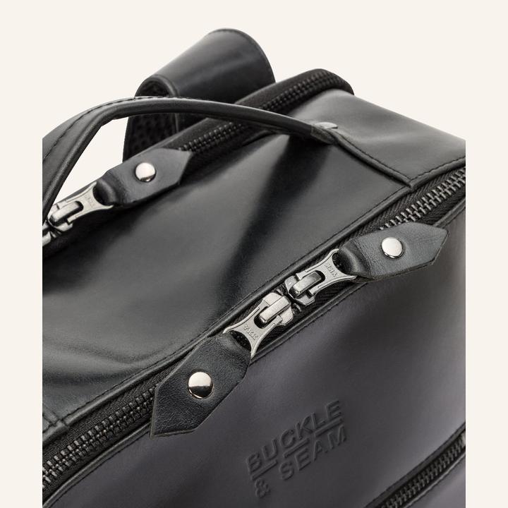 Produktbild Buckle & Seam Rucksack Leon Schwarz/NewStripes (13.50 l)