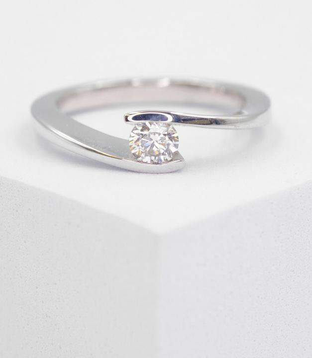 Produktbild Muau Solitaire (54, 750/18 K Gold)