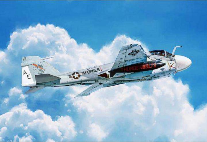 Actual product image 1:72 KA-6D Intruder