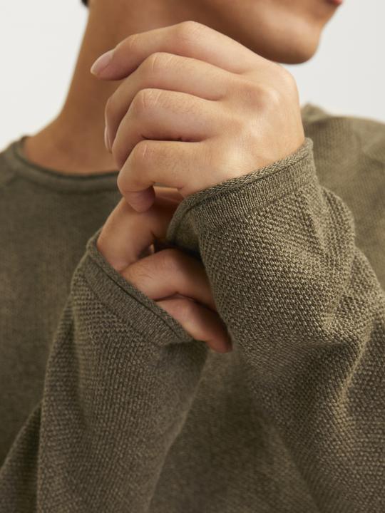 Actual product image Jack & Jones Plain knitted pullover Knitted pullover with round neck (M)