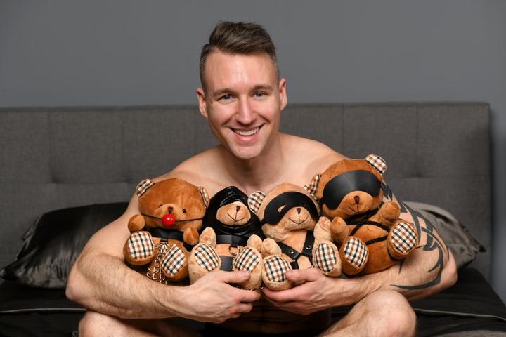 Produktbild Master Series Hooded Bondage Bear