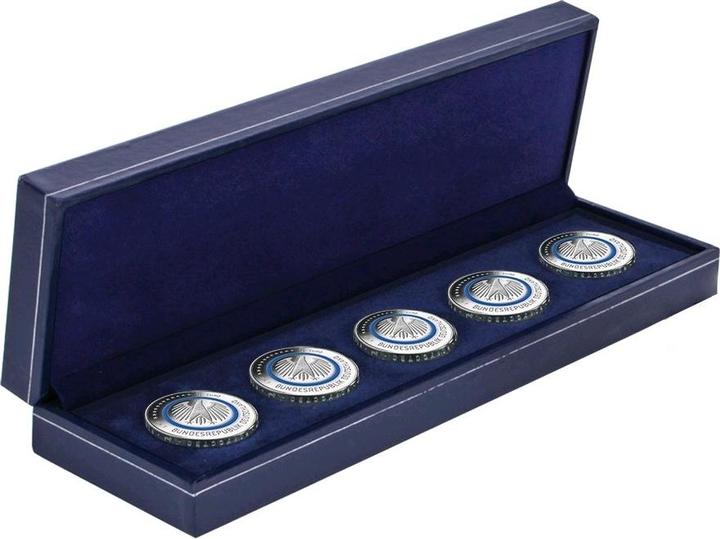 Safe Coffret à pièces bleu foncé, il suffit d'insérer la pièce pour qu'elle soit prête, par exemple pour