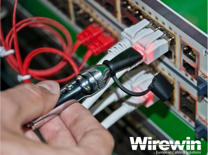 Actual product image Wirewin LED Patch Cable Detector Pro, USB RJ45 Patch Cable (Tool)