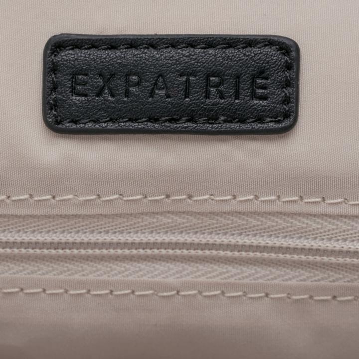 Produktbild Expatrié Odette