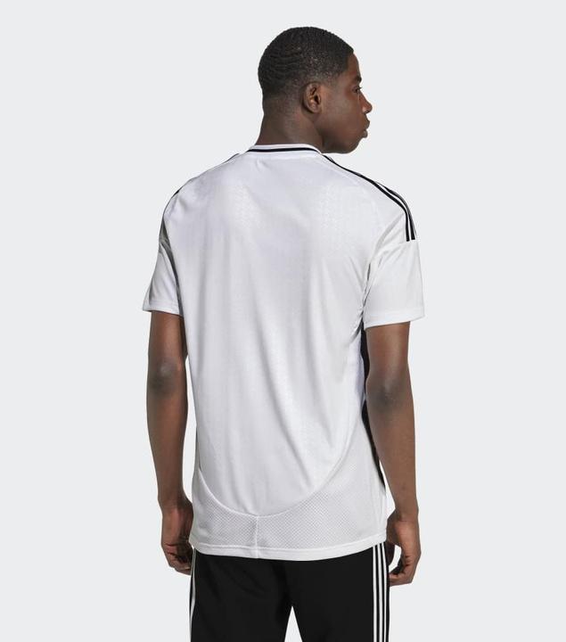 Actual product image adidas Real Madrid Jersey (S)