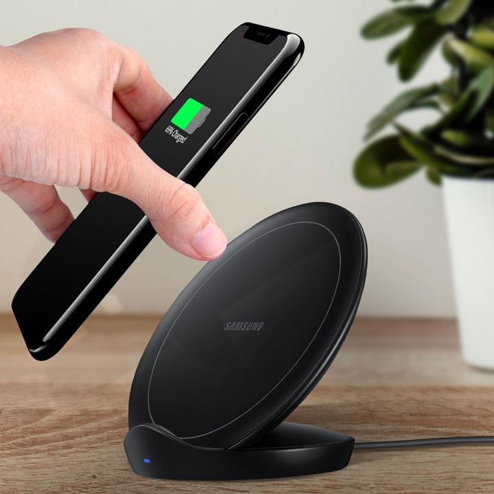 Actual product image Samsung Fast Wireless Charging Stand (9 W)