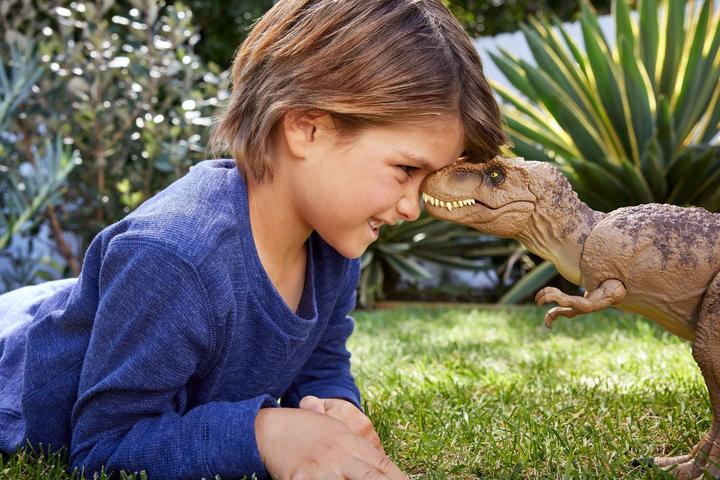 Immagine prodotto Jurassic World Figura d'azione Epic Evolution Attacco totale Tyrannosaurus Rex