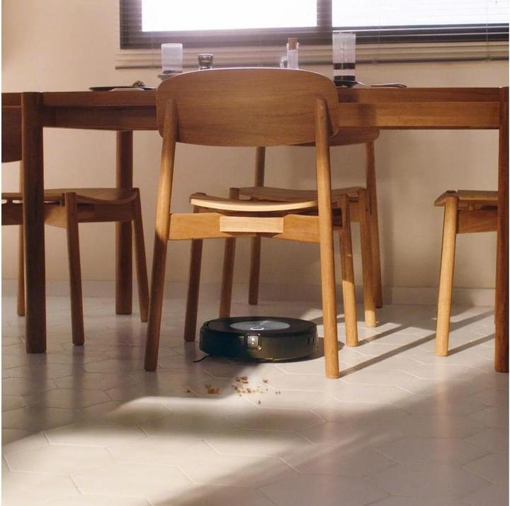 Actual product image iRobot Roomba Combo j7 (c7158) (Vacuum mopping robot)