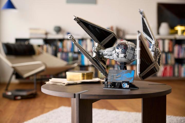 Produktbild LEGO TIE-Abfangjäger (75382, LEGO Star Wars)