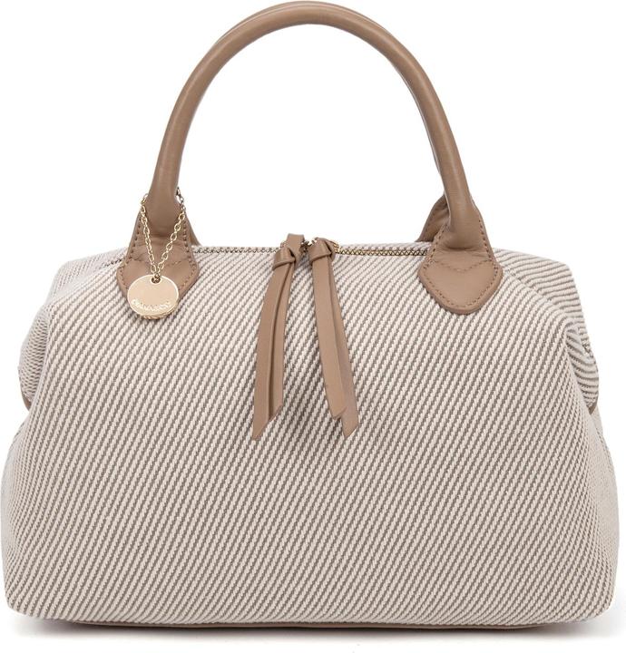 Actual product image Diana & Co 749-1Pt