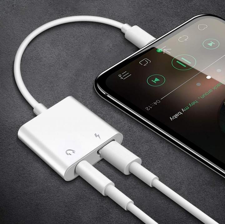 Image du produit PowerGuard Adaptateur audio Lightning 3.5mm pour casque & Charge (Lightning, Jack 3.5mm)