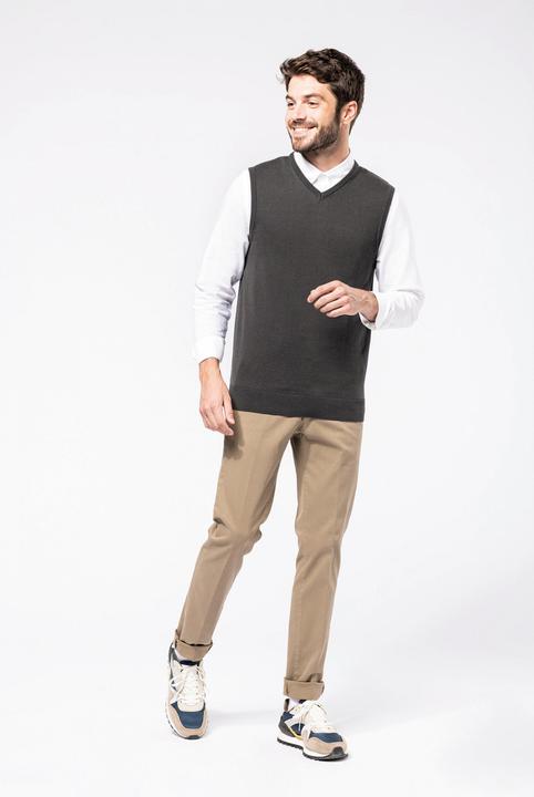 Produktbild Kariban Pullover mit V-Ausschnitt ohne Ärmel (4XL)