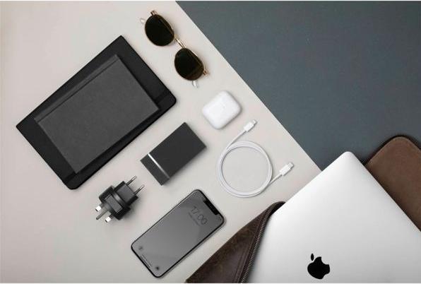 Actual product image Native Union Smart Charger (45 W)