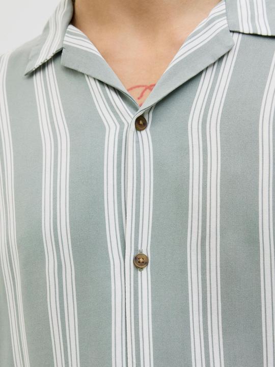 Produktbild Jack & Jones Jjejeff Stripe Resort Shirt Ss Sn (M)