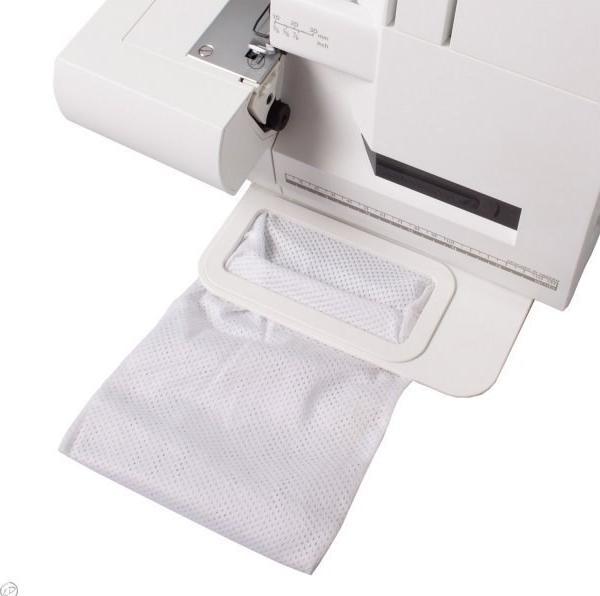 Actual product image Husqvarna VIKING Amber S100 Overlock