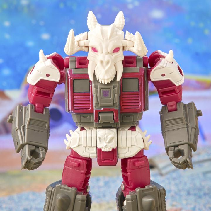 Actual product image Transformers Generations Legacy Skullgrin