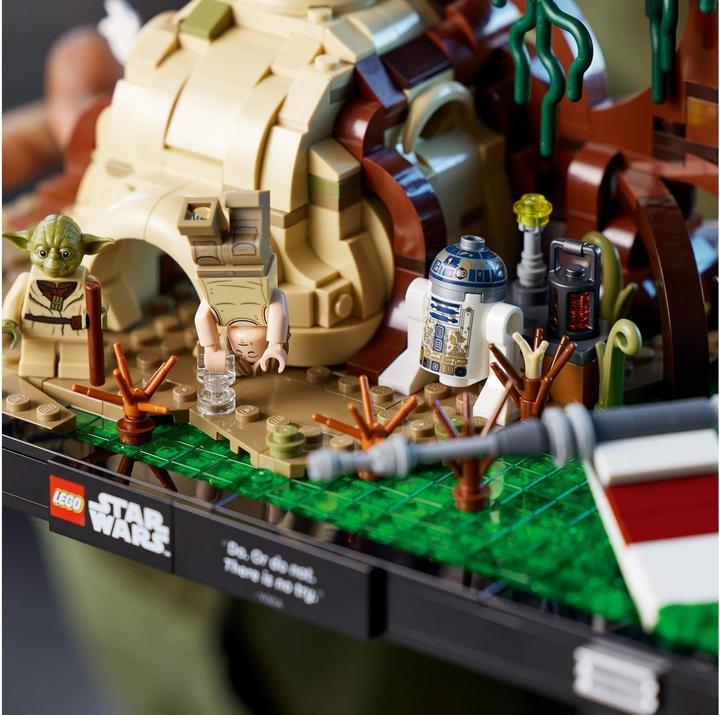 Produktbild LEGO Jedi Training auf Dagobah - Diorama (75330, LEGO Star Wars)
