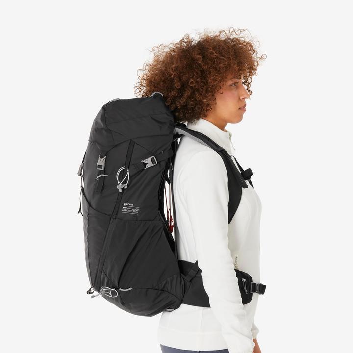 Image du produit Quechua Sac à dos de randonnée 38L, MH500 noir (38 l)