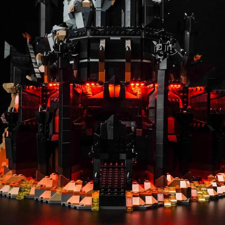 Immagine prodotto BrickBling Set di luci a LED per LEGO Il Signore degli Anelli: Barad-dûr (10333) incluso telecomando