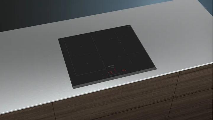 Image du produit Siemens iQ500, Induction hob, 60 cm, Black, surface mount without frame, ED651HSB1M