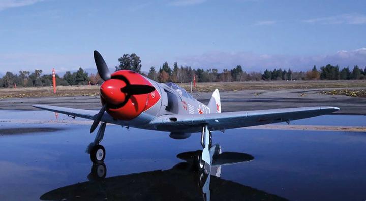Actual product image Freewing Lavochkin LA-7 PnP FlightLineRC Warbird (Warbird)