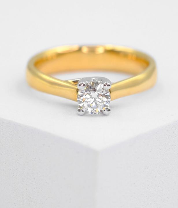 Actual product image Muau Solitaire (52, 750/18 K Gold)