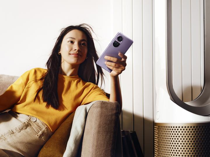 Actual product image OPPO Reno 10 Pro (256 GB, Glossy Purple, 6.70", Dual SIM, 50 Mpx, 5G)