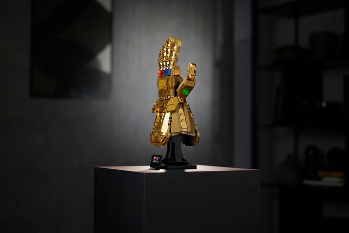 Actual product image LEGO Infinity Glove (76191, LEGO Marvel)