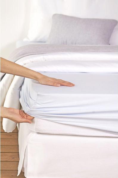 Actual product image Living Home Mako Thread Gassed (200 x 200 cm)