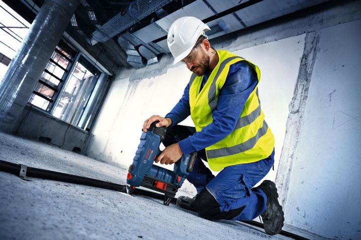 Actual product image Bosch Professional Akku-Betonnagler