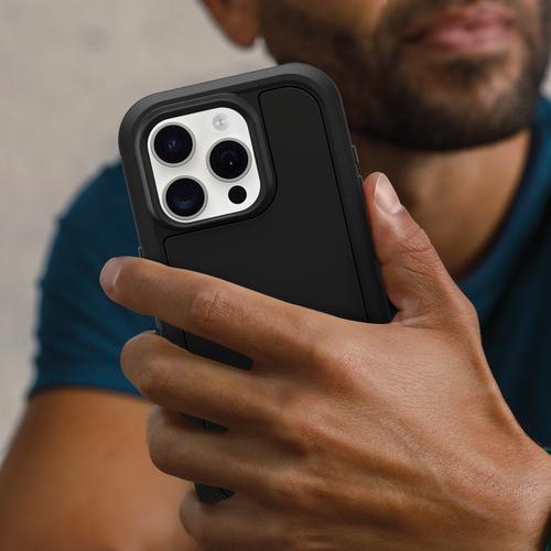 Actual product image OtterBox Defender XT mit MagSafe (Apple iPhone 15 Pro)