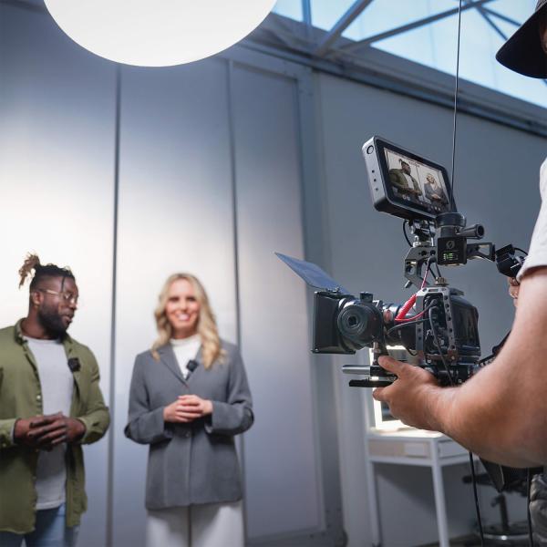 Produktbild RØDE Wireless Pro Mikrofon-Set mit Handmikrofon und Windschutz