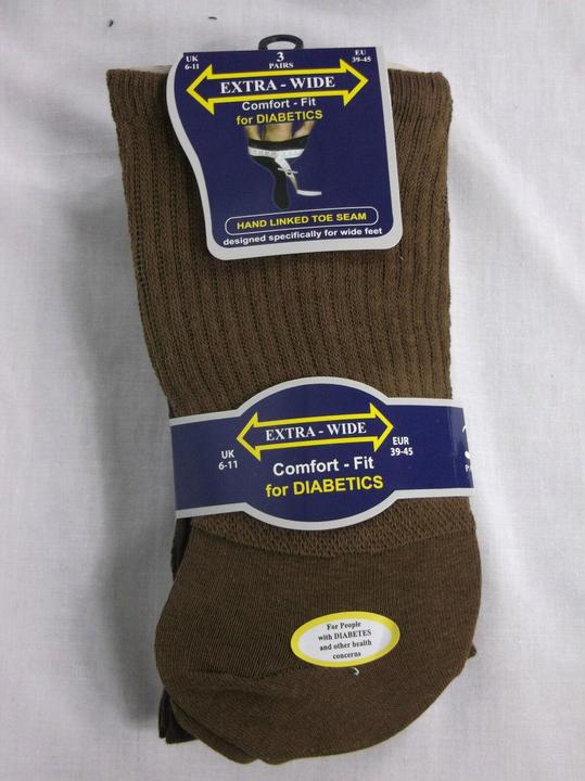 Produktbild Universal Textiles Extra Breite Komfort Fit Socken (3 Paar) (3er Pack, 39 - 45)