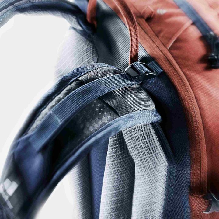 Actual product image Deuter Attack (20 l)
