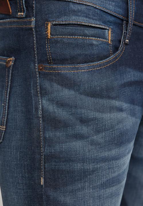 Actual product image Mustang Oregon Tapered crinkle dark rinse (W28/L32)