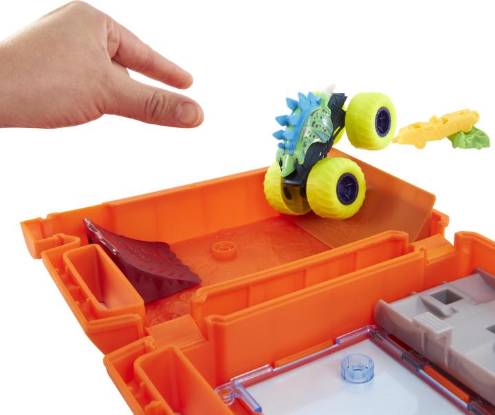 Productafbeelding Hot Wheels Monster Trucks Stunt N' Go Fossiele Brandstof Speelset (EC)
