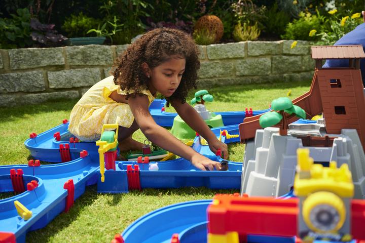 Actual product image Aquaplay Adventure Land