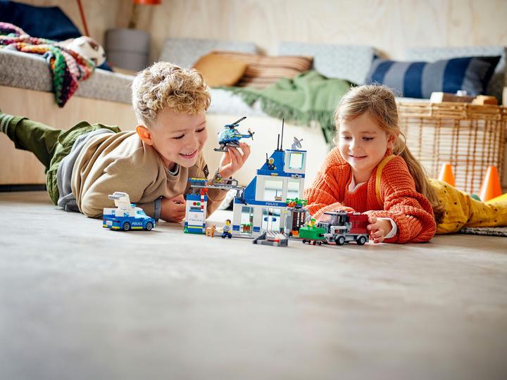Image du produit LEGO Poste de police (60316, LEGO City)