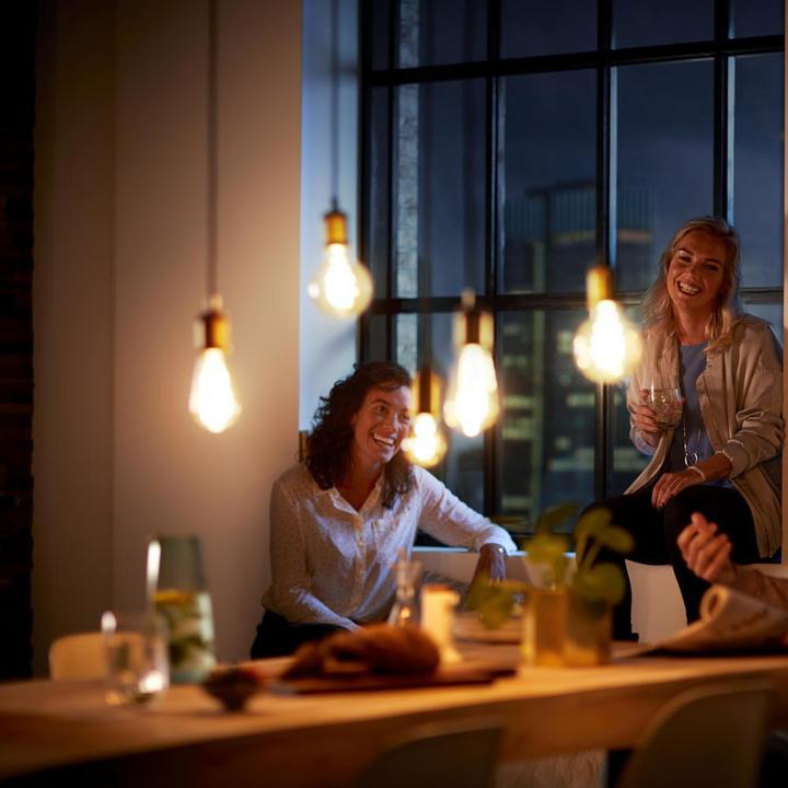 Produktbild Philips Lampe (E27, 4 W, 250 lm, 1 x, F)