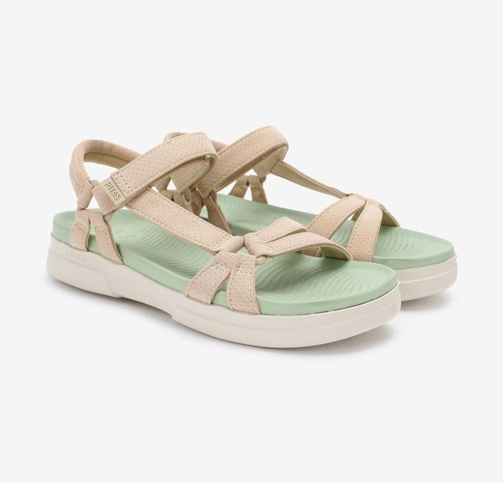 Actual product image Pitas Claire (41)