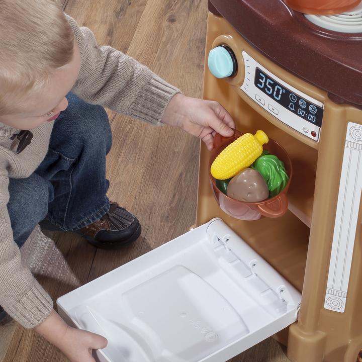Actual product image Step2 Fun with Friends Kitchen Brown