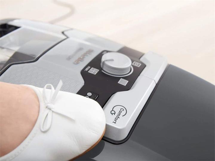 Produktbild Miele Blizzard CX1 Cat & Dog PowerLine