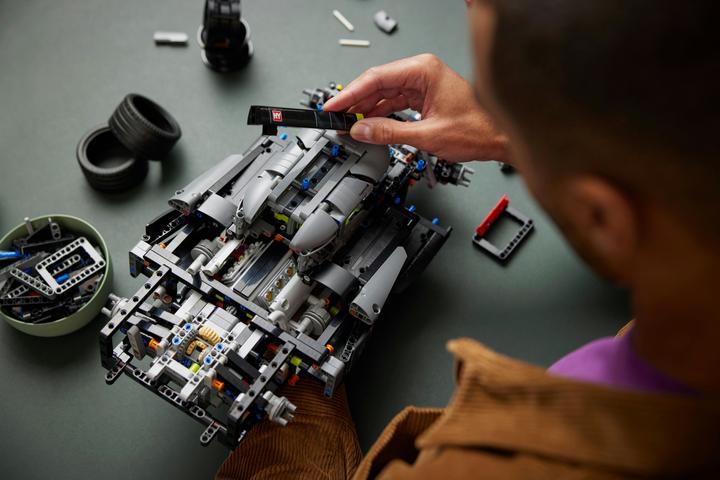 Image du produit LEGO Peugeot 9X8 24H Le Mans Hybrid Hypercar (42156, LEGO Technic)