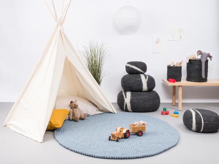 Actual product image Myfelt Mia felt ball rug round (90 x 90 cm)